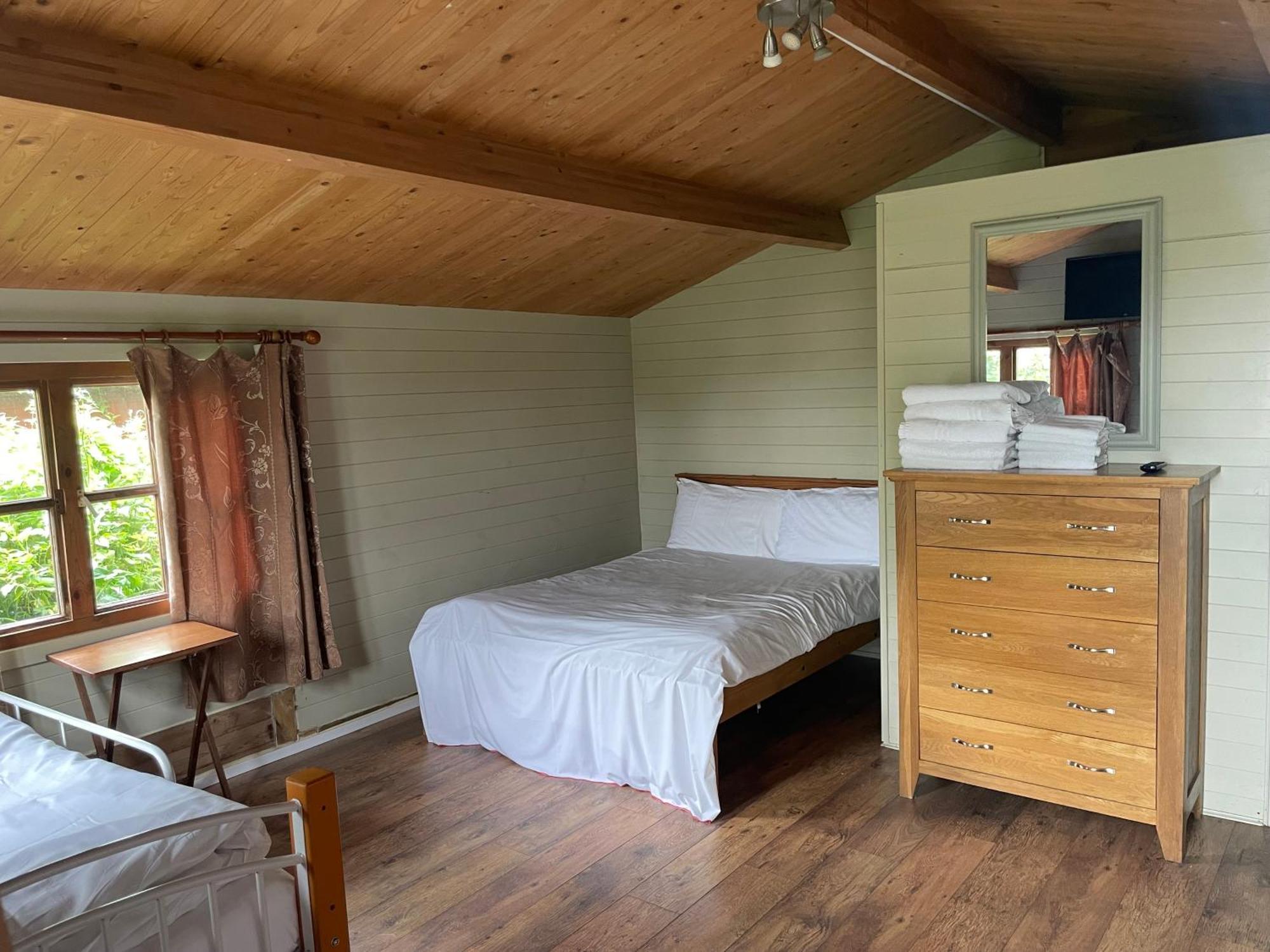 Bridge Farm Guesthouse Rooms Dundry المظهر الخارجي الصورة