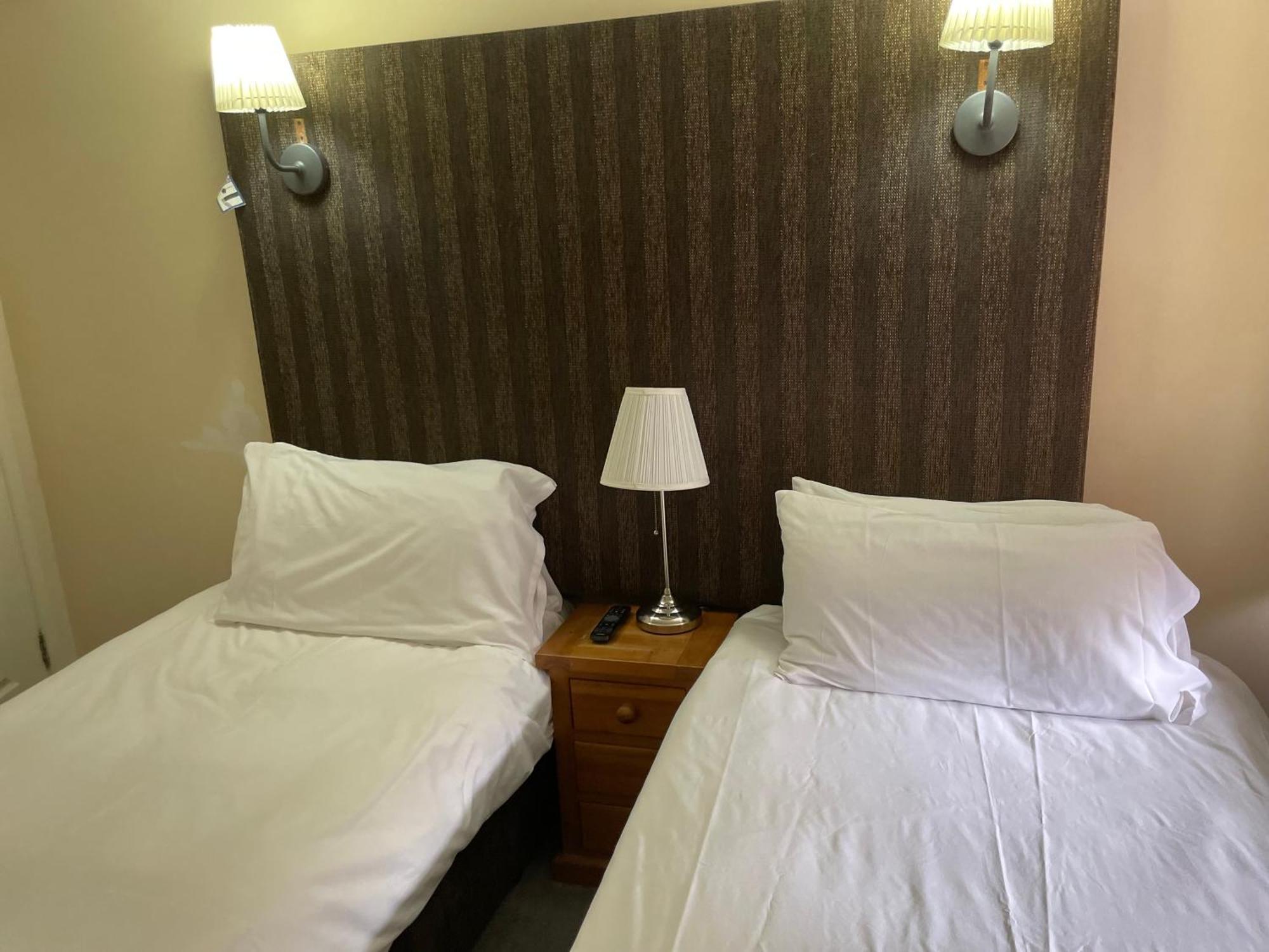 Bridge Farm Guesthouse Rooms Dundry المظهر الخارجي الصورة